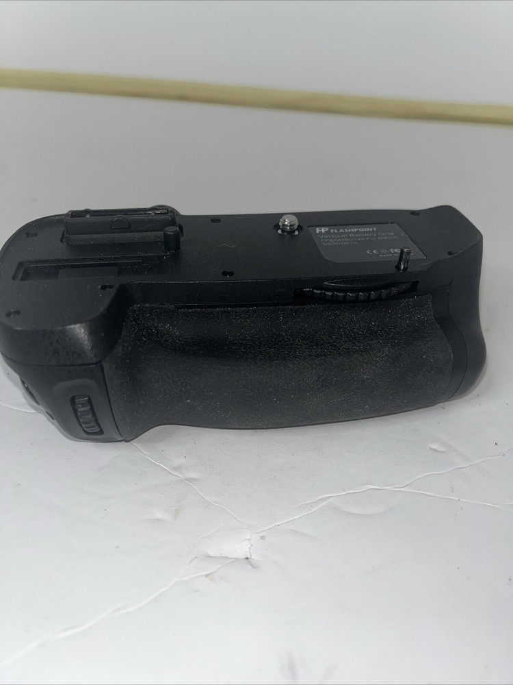 Flashpoint Professional Vertical Battery Grip FPBGMBD14A