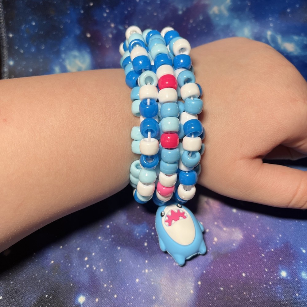Small Kandi Shark Rotater Cuff