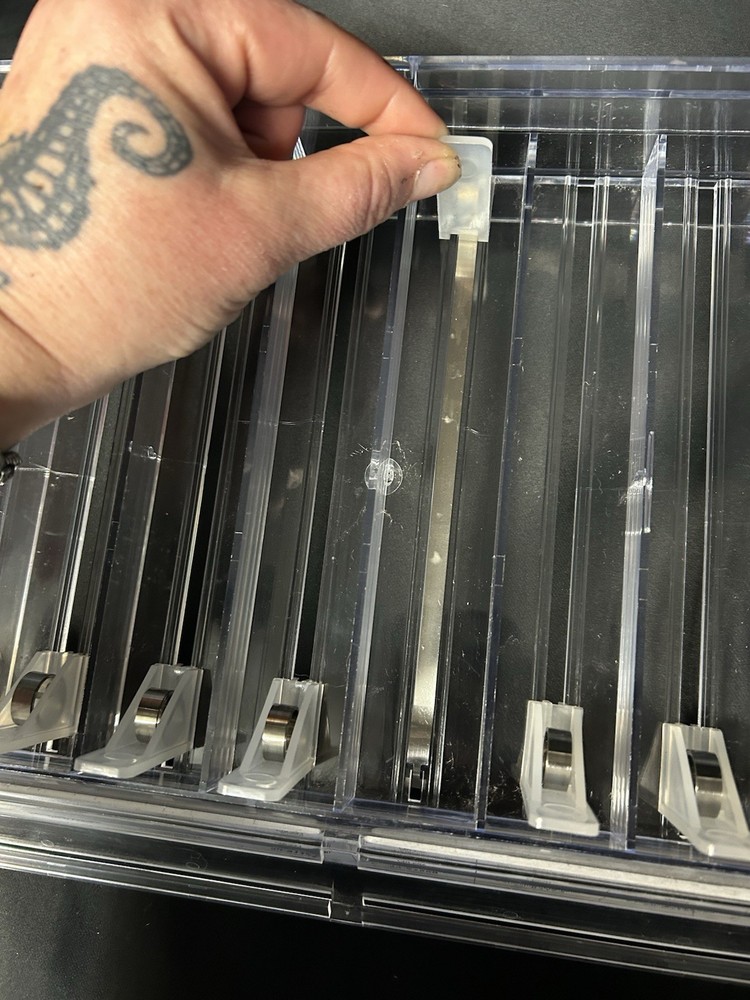 Pusher Style Retail Merchandise Display Tray 8 Slots Spring Retractable Plastic