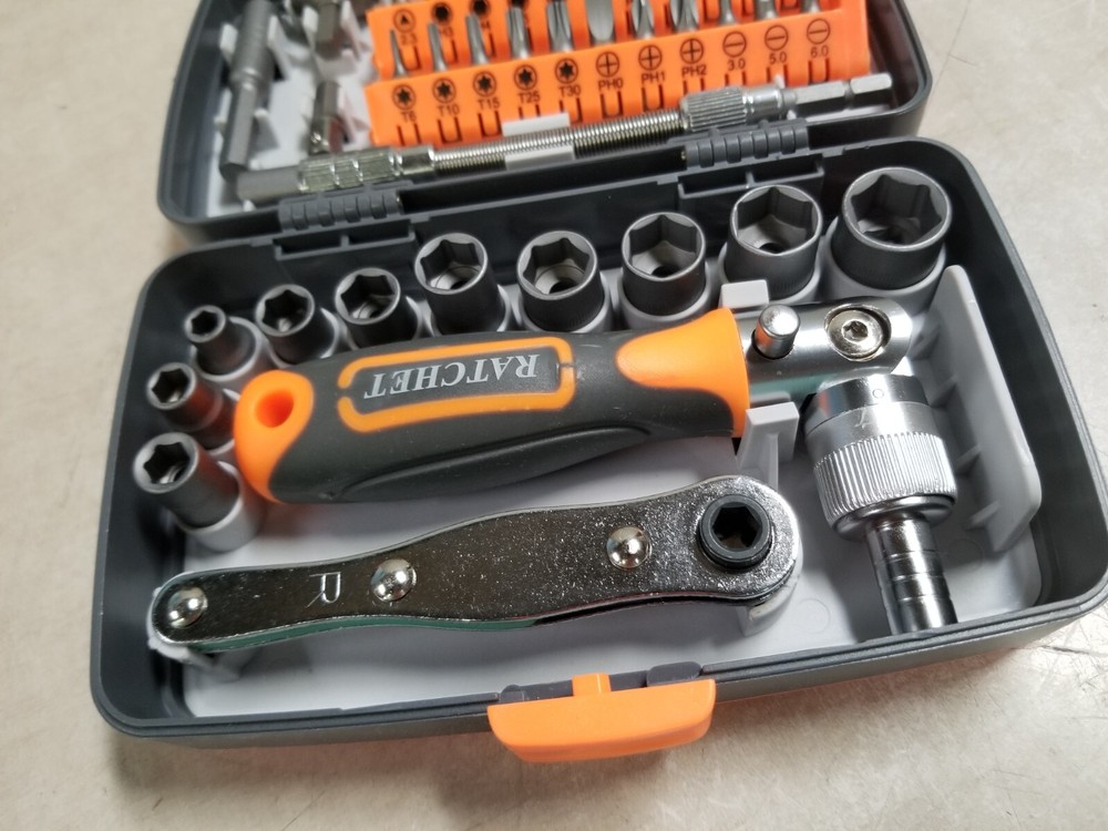 Professional Maintenance Tools for Motorcycles Bicycle 2880A (38 Pcs)