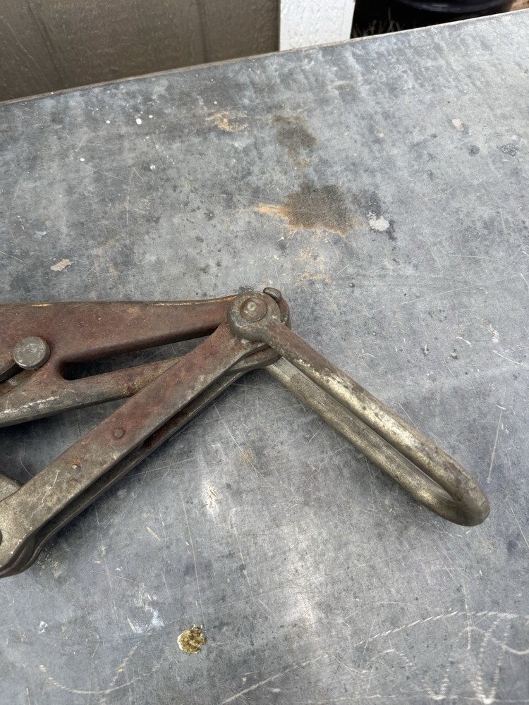 Klein Tools 1628-17B Grip Wire Cable Puller