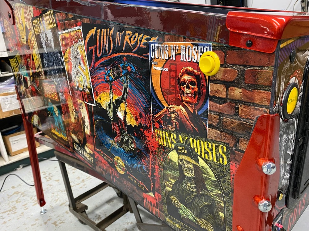 Guns N Roses LE Pinball Machine