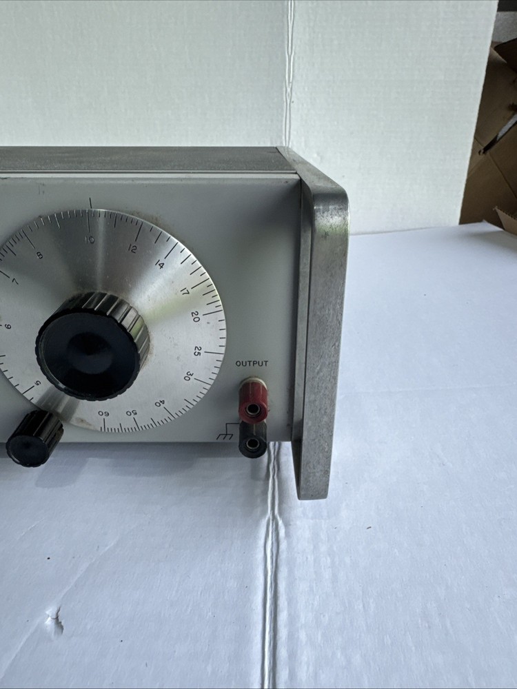 HP 331A Distortion Analyzer Hewlett Packard Vintage Audio Tester Powers On