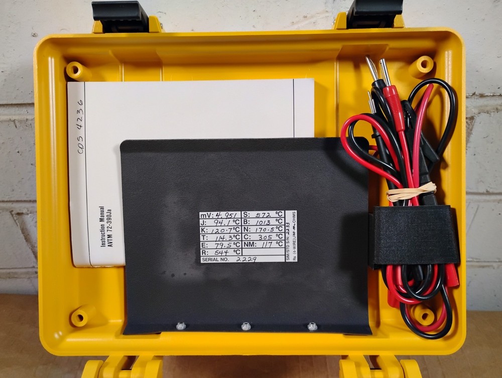 Biddle Versa-Cal Calibrator 720390- UNTESTED SURPLUS / POWERS ON