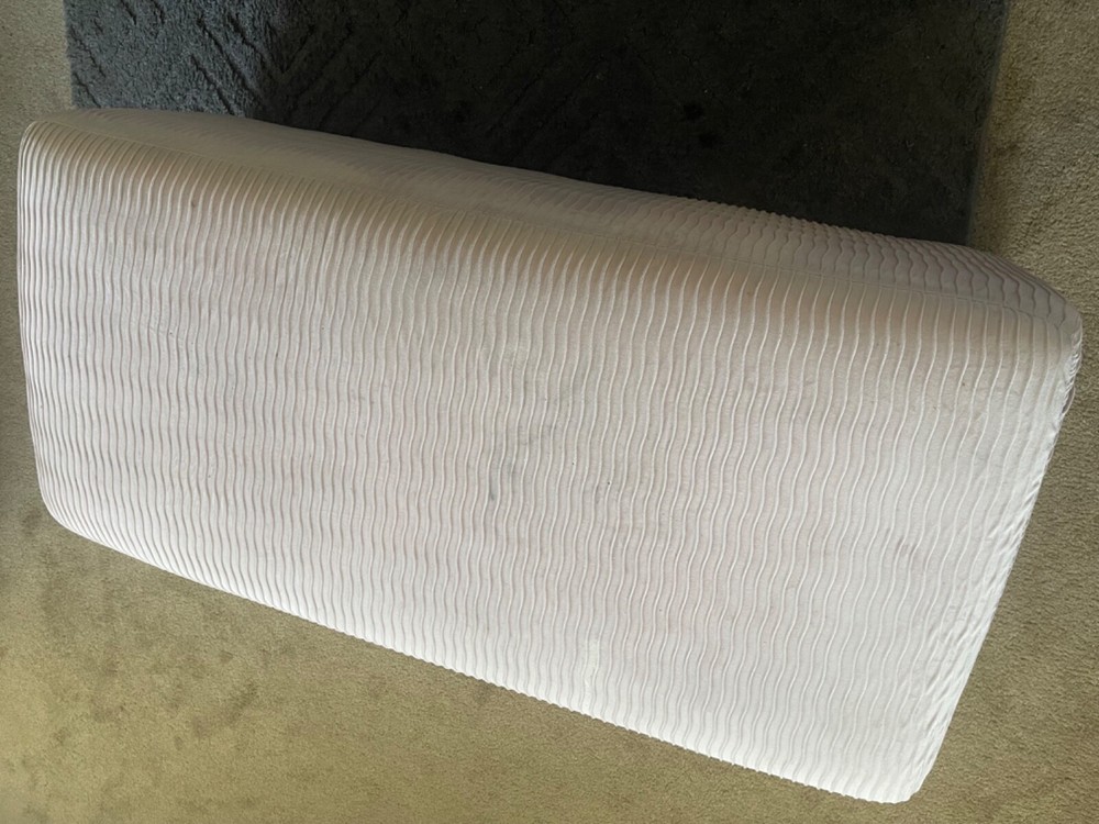 Hello! I am currently selling this couch due to moving.