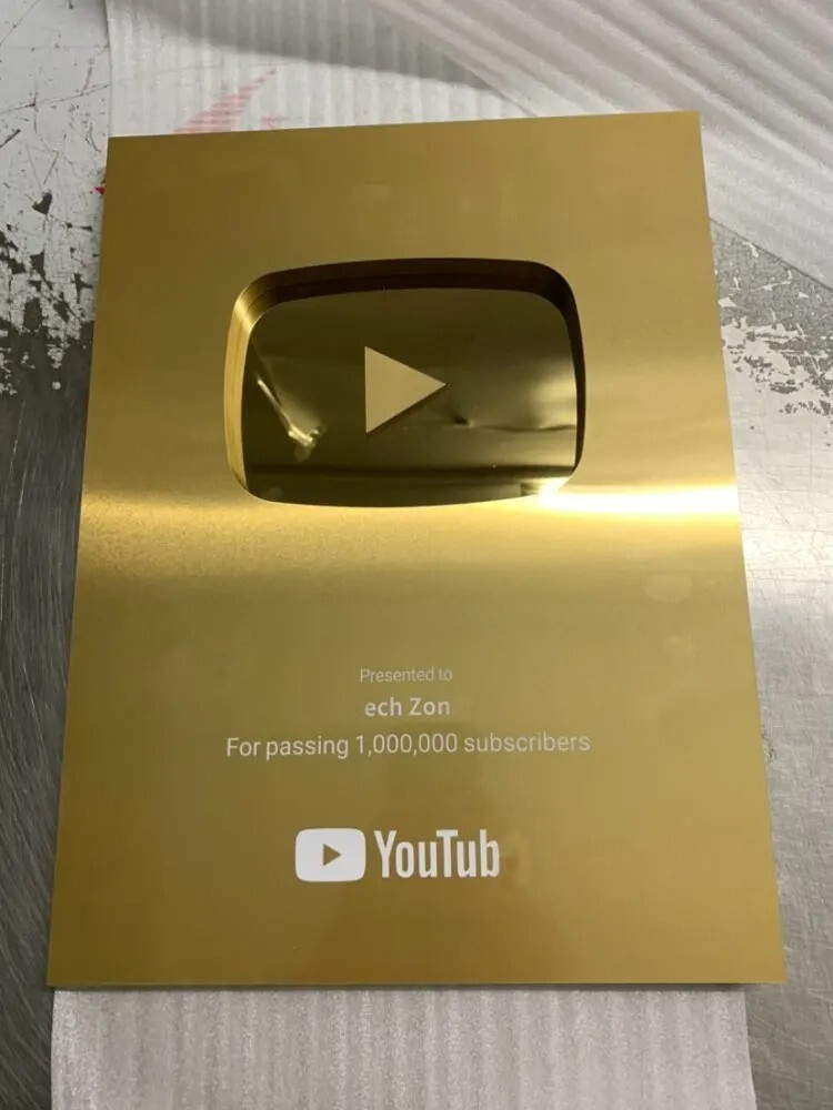 Custom YouTube Big Gold Play Button YouTube Play Button Awards Wall Decorations