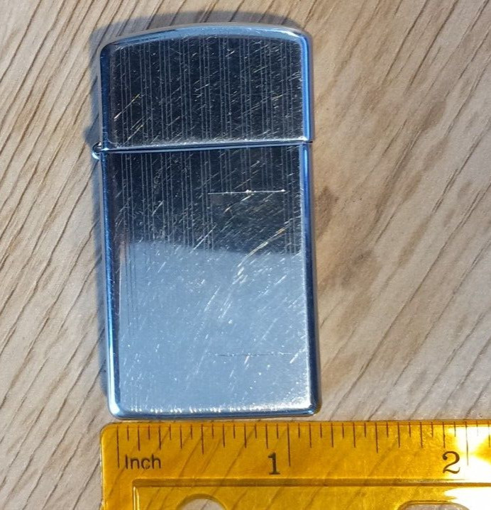 Vintage ZIPPO Lighter Little Format Chrome Lightly Used