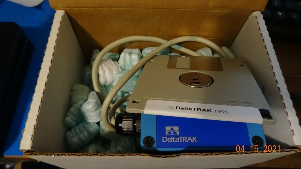 Lot DeltaTrak Icon (2) Data Loggers (1) IR interface