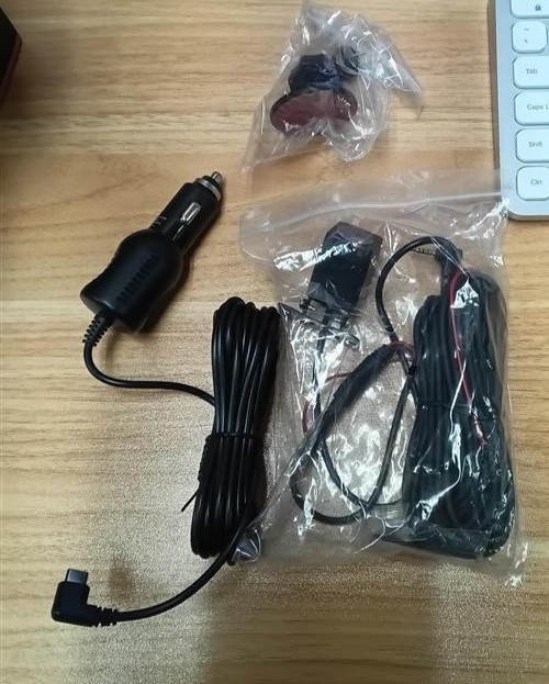 Dash cam dual cameras