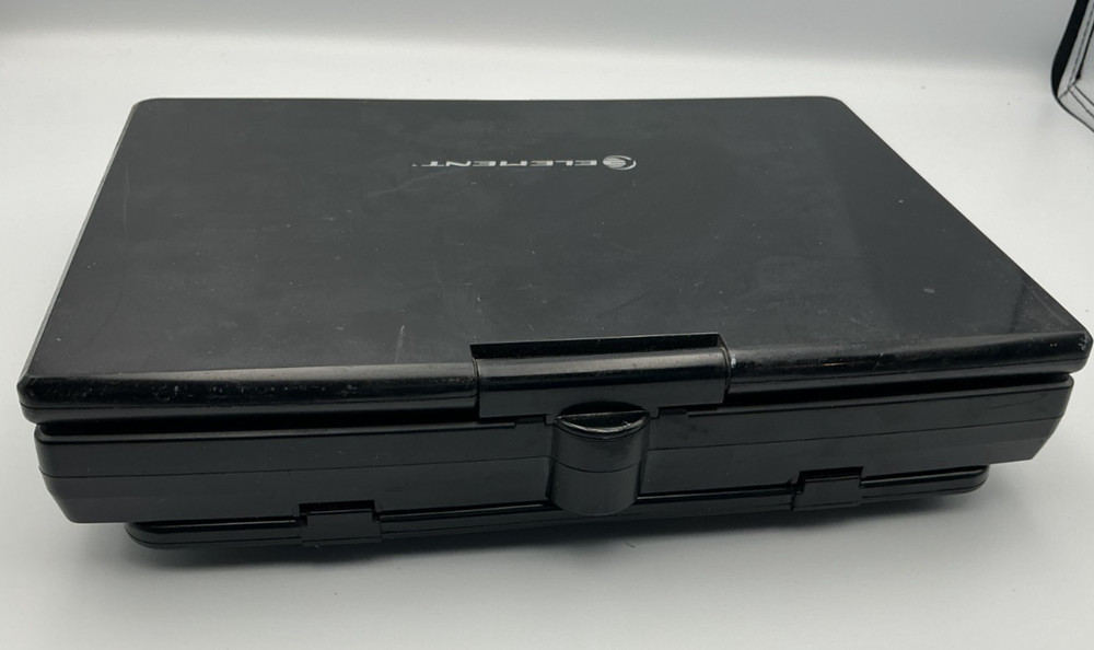 Element Electrnics E1023pd Portable DVD player