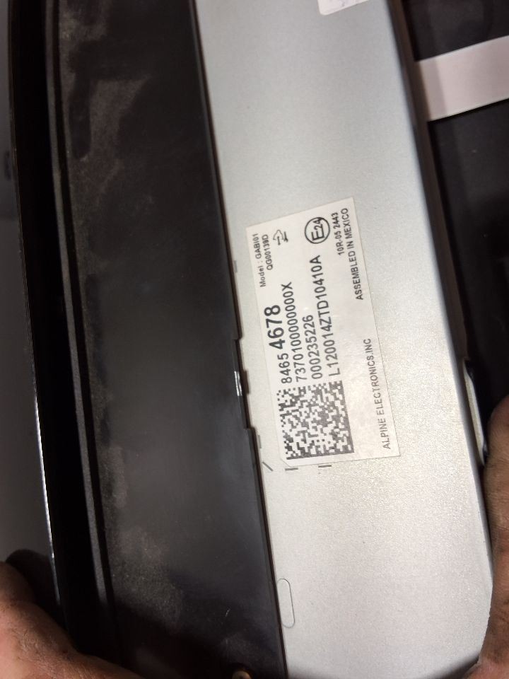 2020-2024 TRAVERSE 8" Dash Mounted Display Screen Driver Information