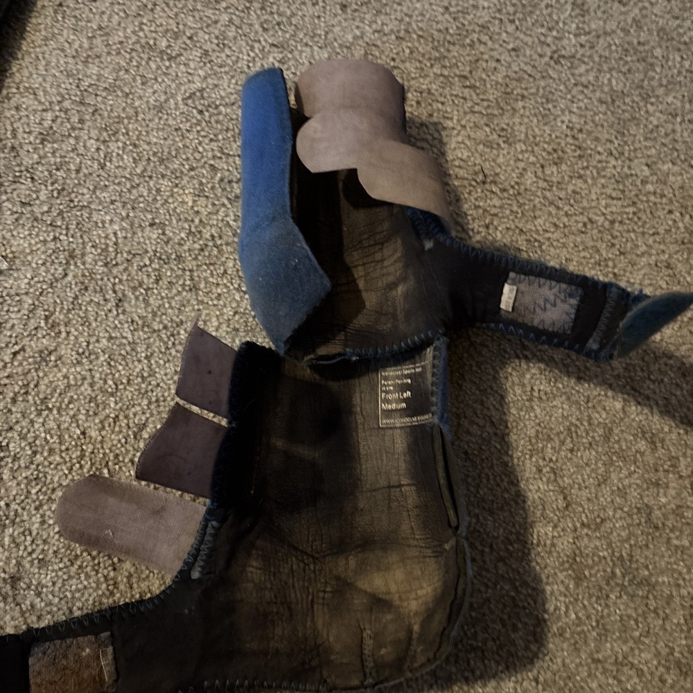 Iconoclast Orthopedic Support Boots, Front Medium