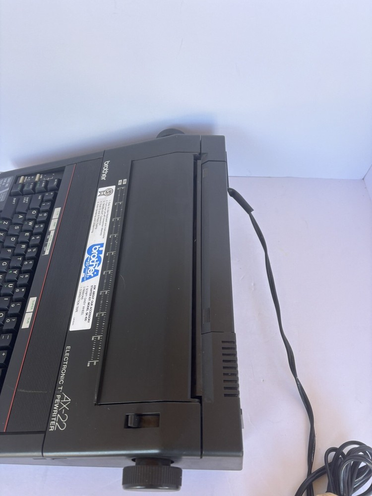 Brother Electronic Typewriter AX-22 (Read Description)