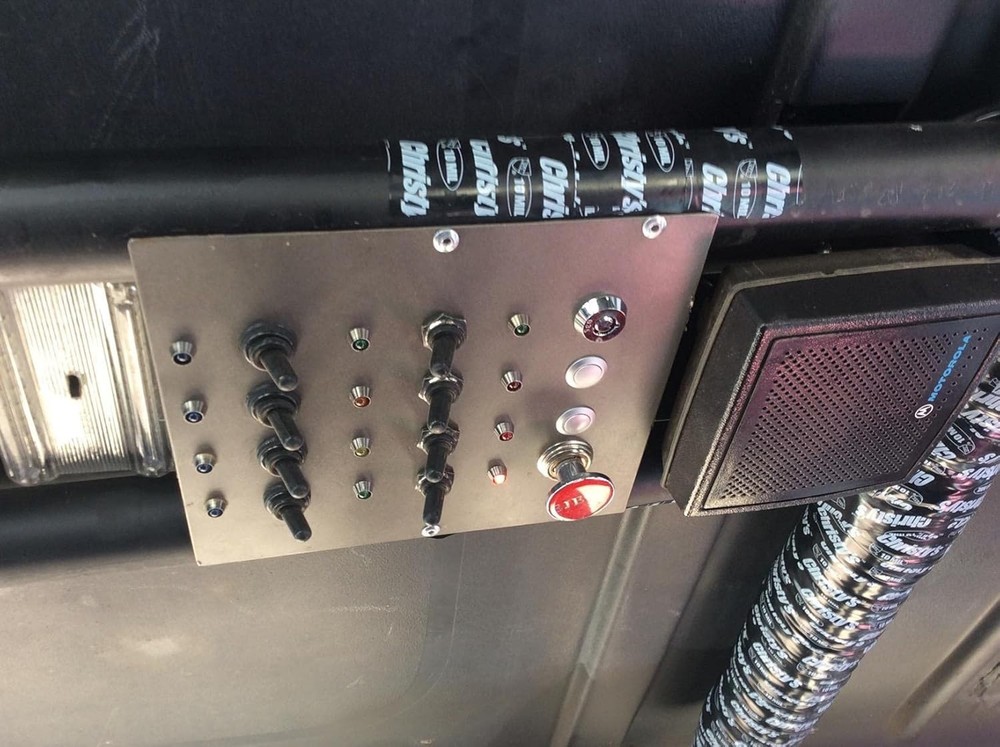 Heavy-Duty Chrome 5mm LED Holders - 30PCS Reusable Panel Display Sockets