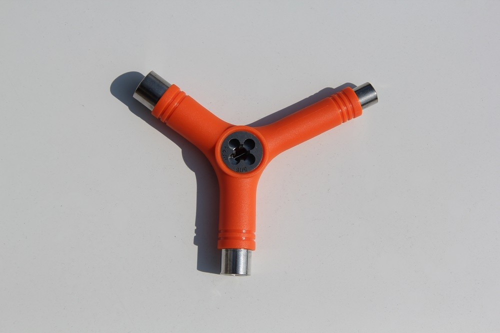 Social Skate Tool Threader Orange