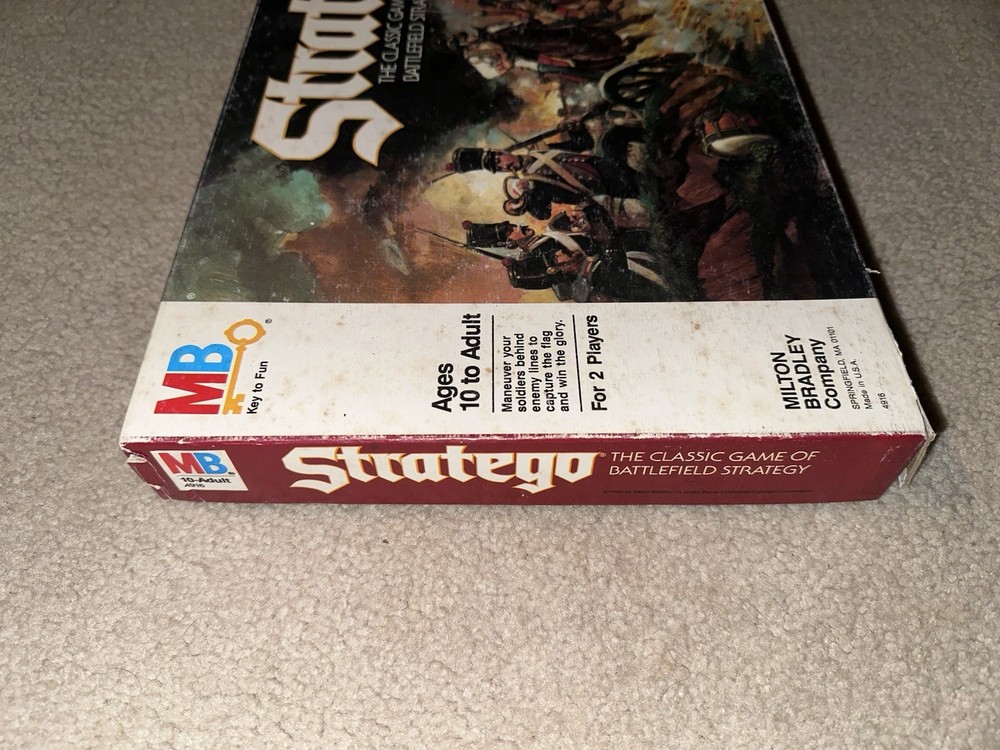 Stratego Board Game 1986 Vintage by Milton Bradley - Complete