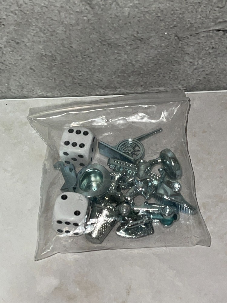 1996 Monopoly (Czech Edition) - Replacement Tokens & Dice (NEW)