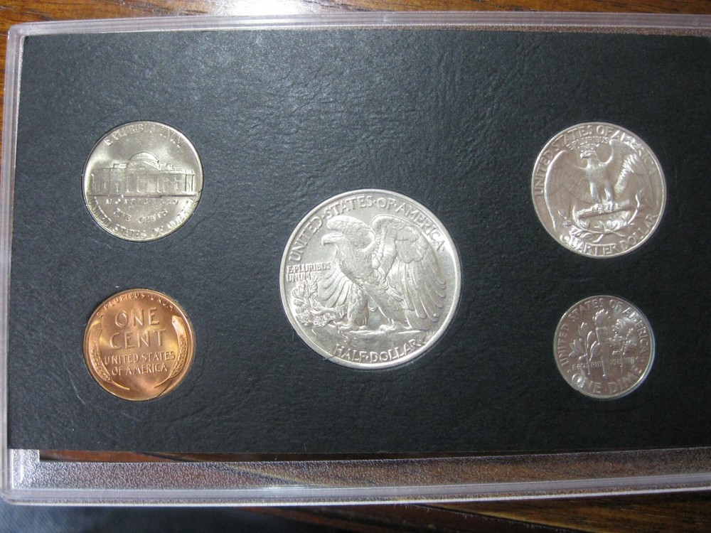 1947 P US Mint Set Brilliant Uncirculated!