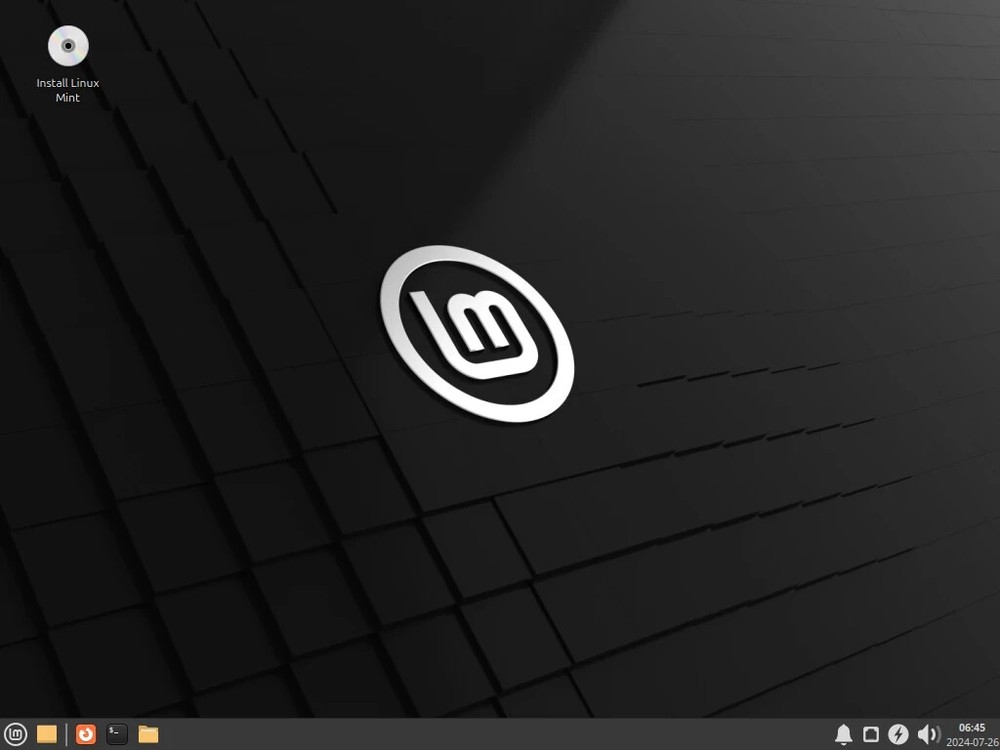 Linux MINT 22 USB WILMA XFCE, 64-Bit, Live Boot, Full Install for MAC, PC