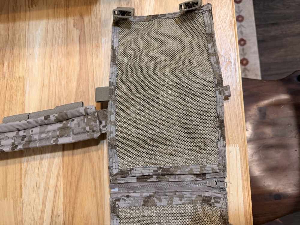 Eagle Industries AOR1 Multipurpose Chest Rig Split Front V.2