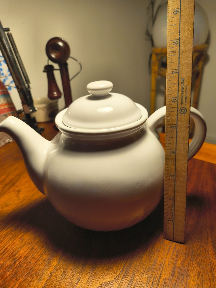 Corelle Coordinates Stoneware Teapot White Enhancement Pattern 1995- 2015