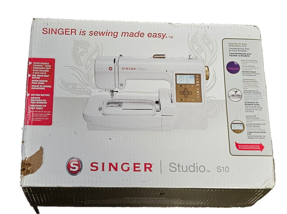 Singer Studio S 10 Sewing machine •Brand New•
