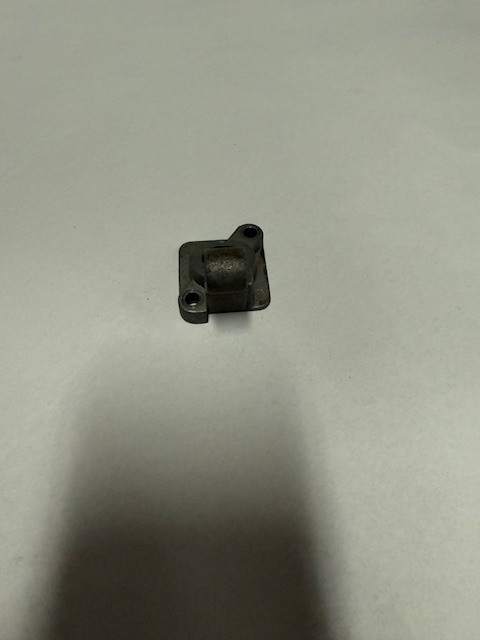 Small cast linkage bracket