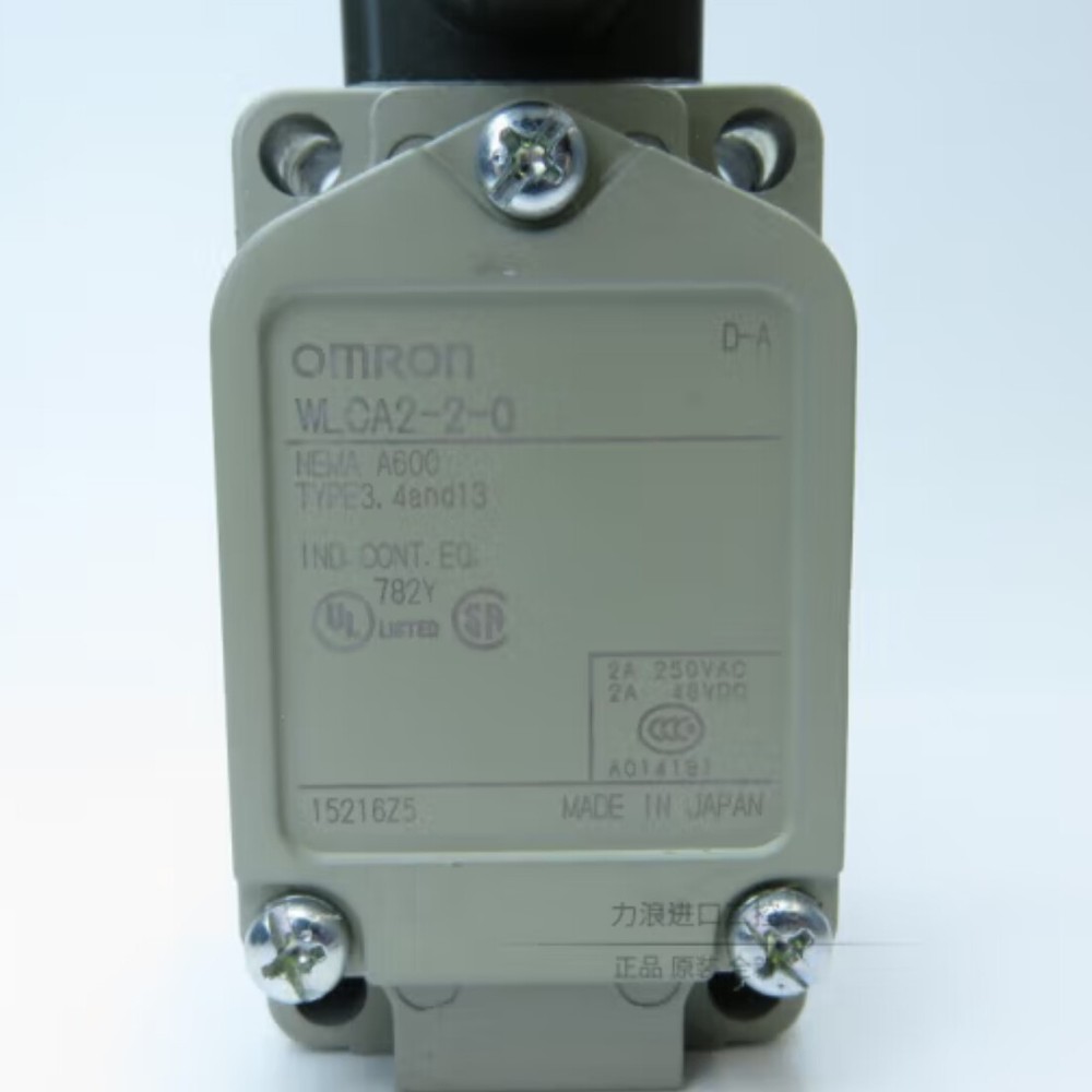 1pcs OMRON Limit Switch Travel Switch WLCA2-2-Q