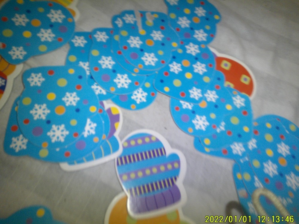 OVER 50 CARD BOARD MITTEN CRAFT ITEMS MULTICOLORS