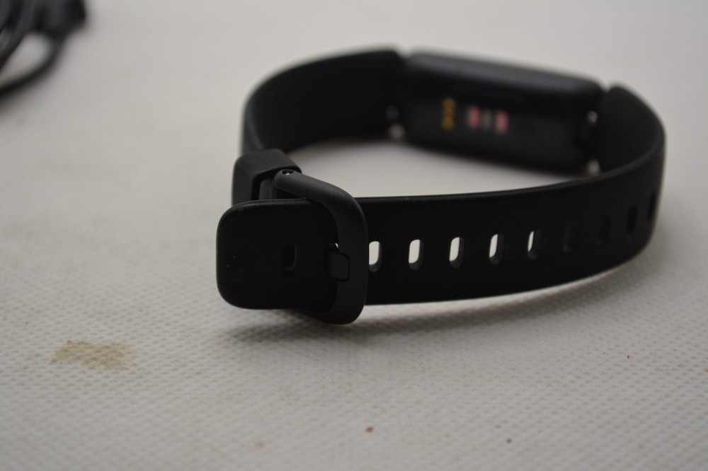 Fitbit Inspire 2 Activity Tracker FB418 - Black S/P with Charger Bundle
