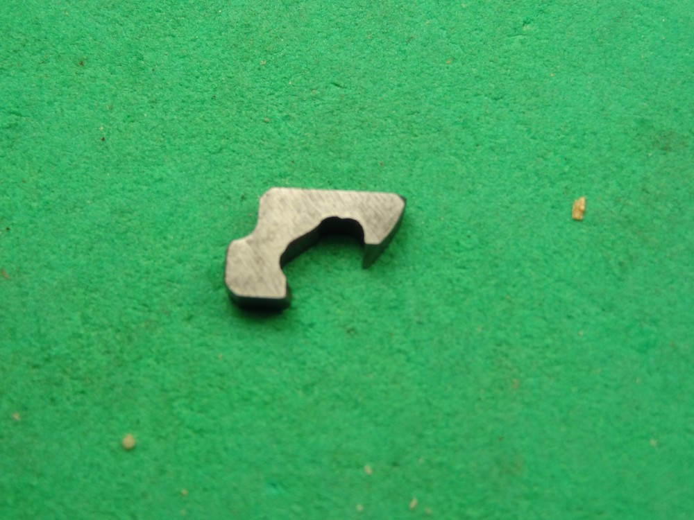 Remington 1100 870 Extractor 410