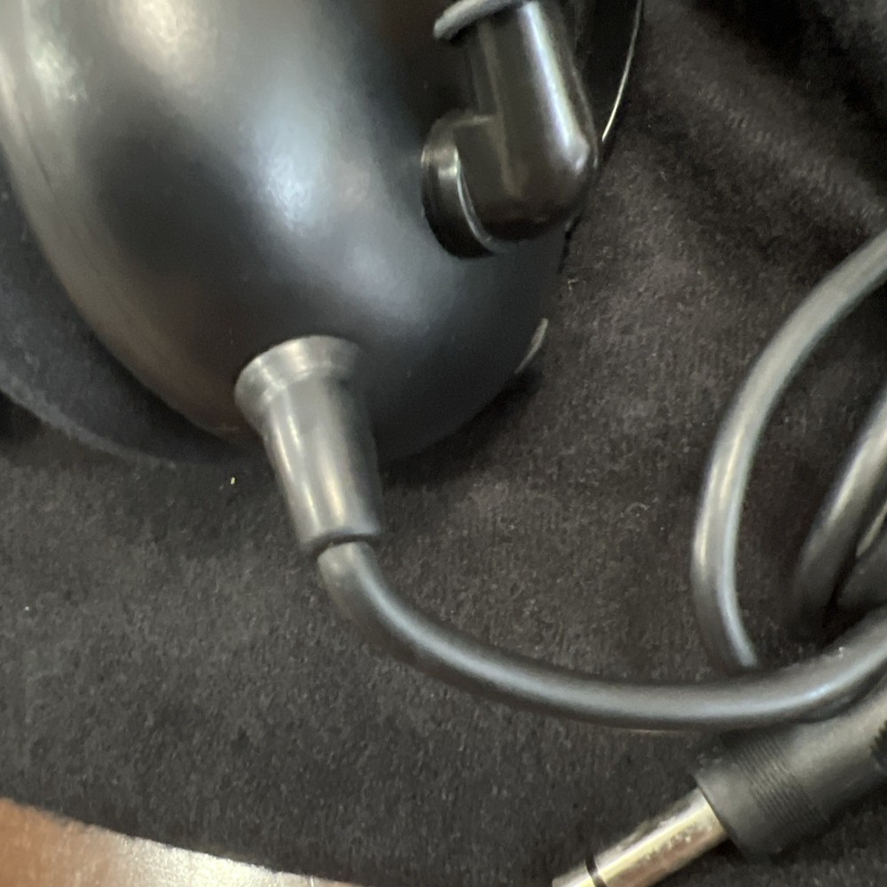 FLIGHTCOM BLACKHAWK 5DX AVIATION HEADSET NICE CONDITION