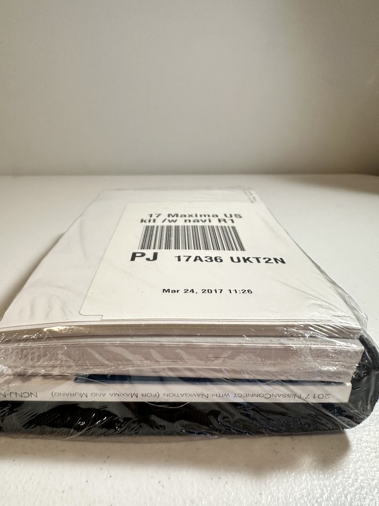 2017 Nissan Maxima Owners Manual Set OEM