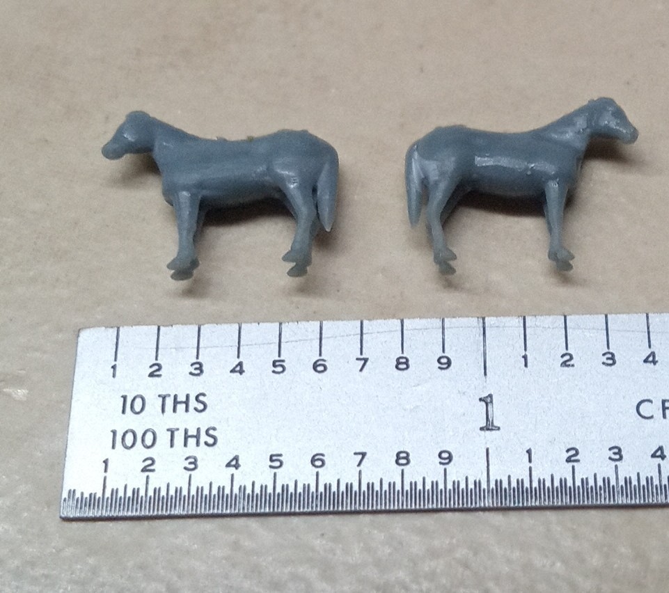 N Scale Horses (12)