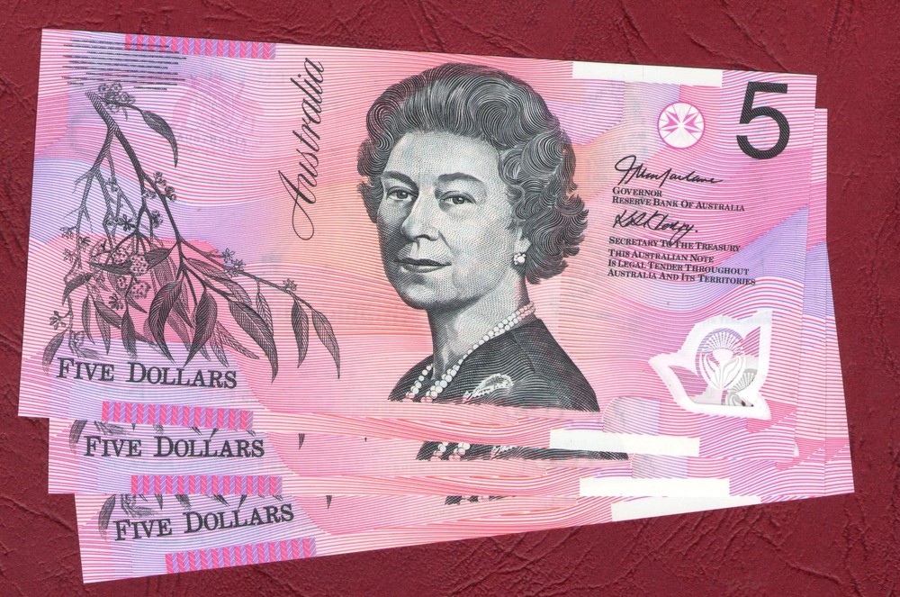 AUSTRALIAN BANKNOTE $5 Five Dollars 2003 GENERAL PREFIX UNC