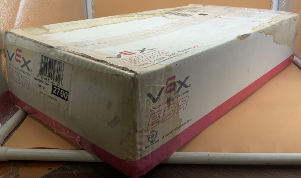 VEX Educational Robotics Dual Control Robot Starter Kit 276-2700 No Software