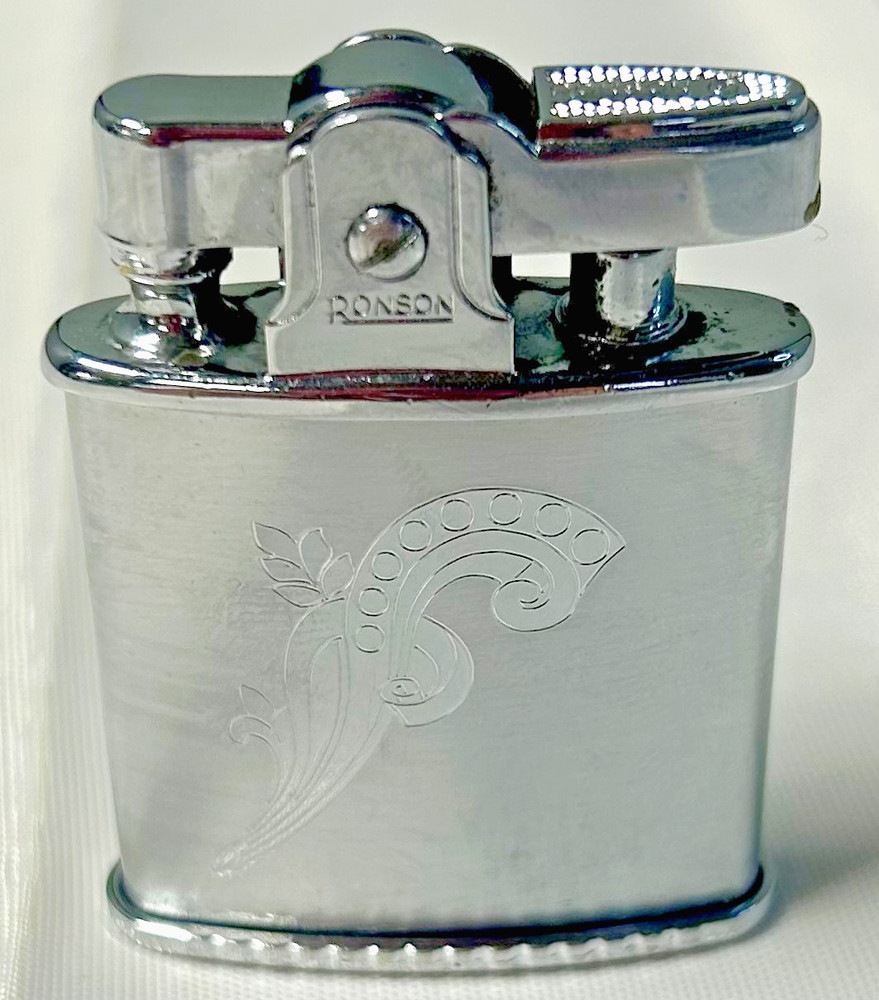 Vintage Ronson Princes Silver Lighter Pull & Twist Base Nice Vintage Lighter