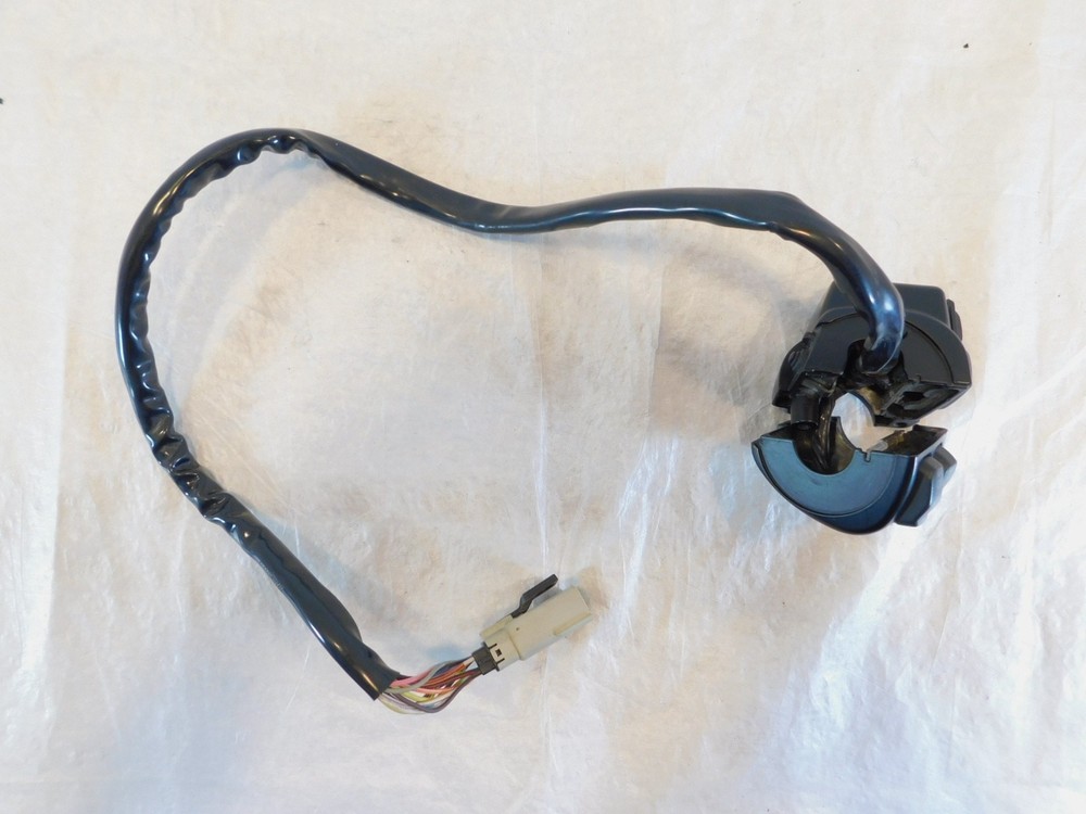 Harley Davidson Electra Glide Ultra Classic Left Handlebar Speaker Volume Switch