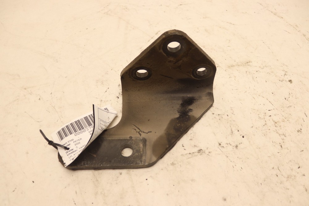 2018-2023 PETERBILT 579 FRONT LEFT DRIVER SIDE BRACKET ENGINE SUPPORT MOUNT OEM