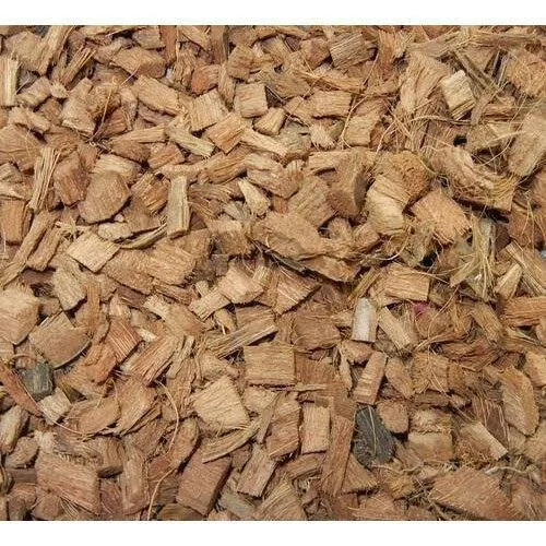 100% Natural Organic Dry  Coconut Husk Chips