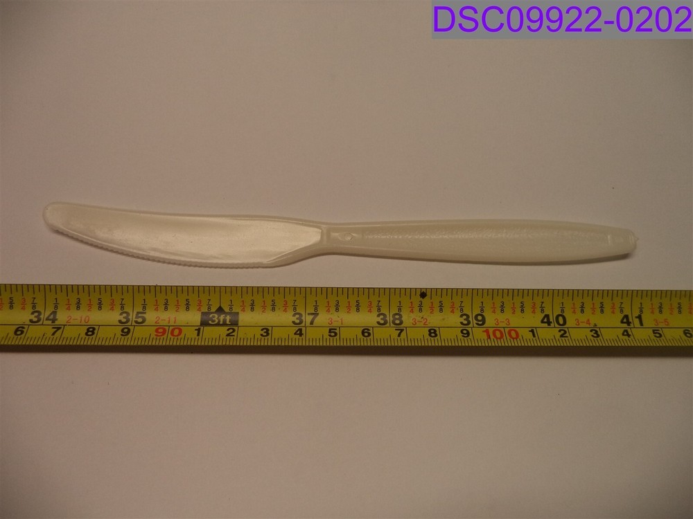 Qty = 800: Disposable Plastic Knives 7-1/2" Length