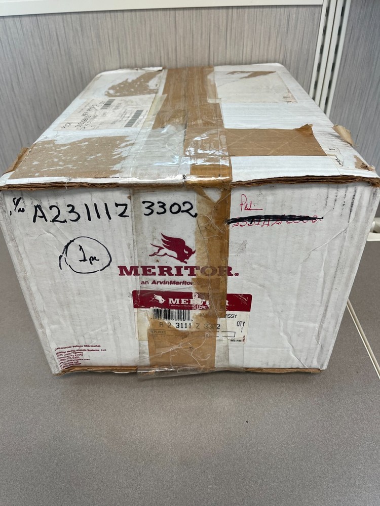 A23111Z3302 - MERITOR, FRONT AXLE - STEERING KNUCKLE ASSEMBLY
