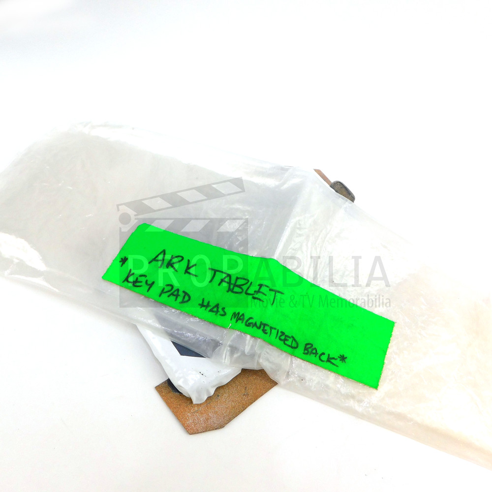 THE 100 Static Ark Tablet Pad Original Prop (1041-5582)