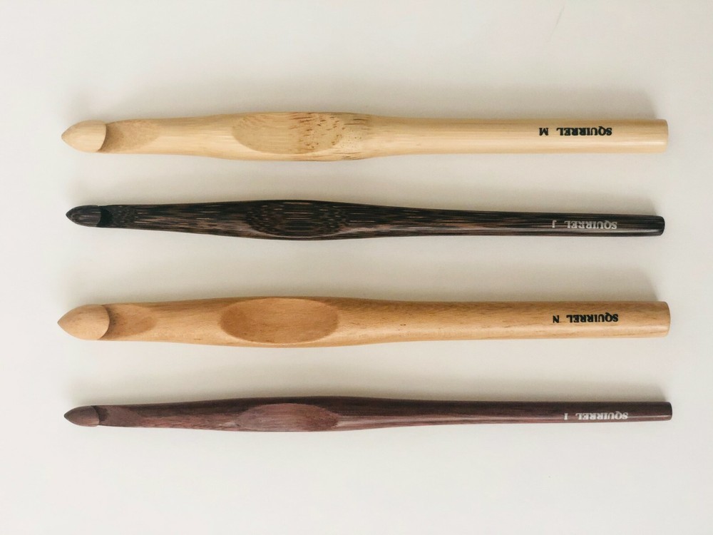 Squirrel 6" Long Premium Standard Crochet Hook