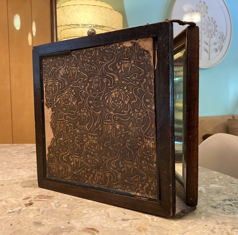 Antique TRI-FOLDING DRESSING TABLE MIRROR Beveled Edges Tri Fold 3 Mirrors