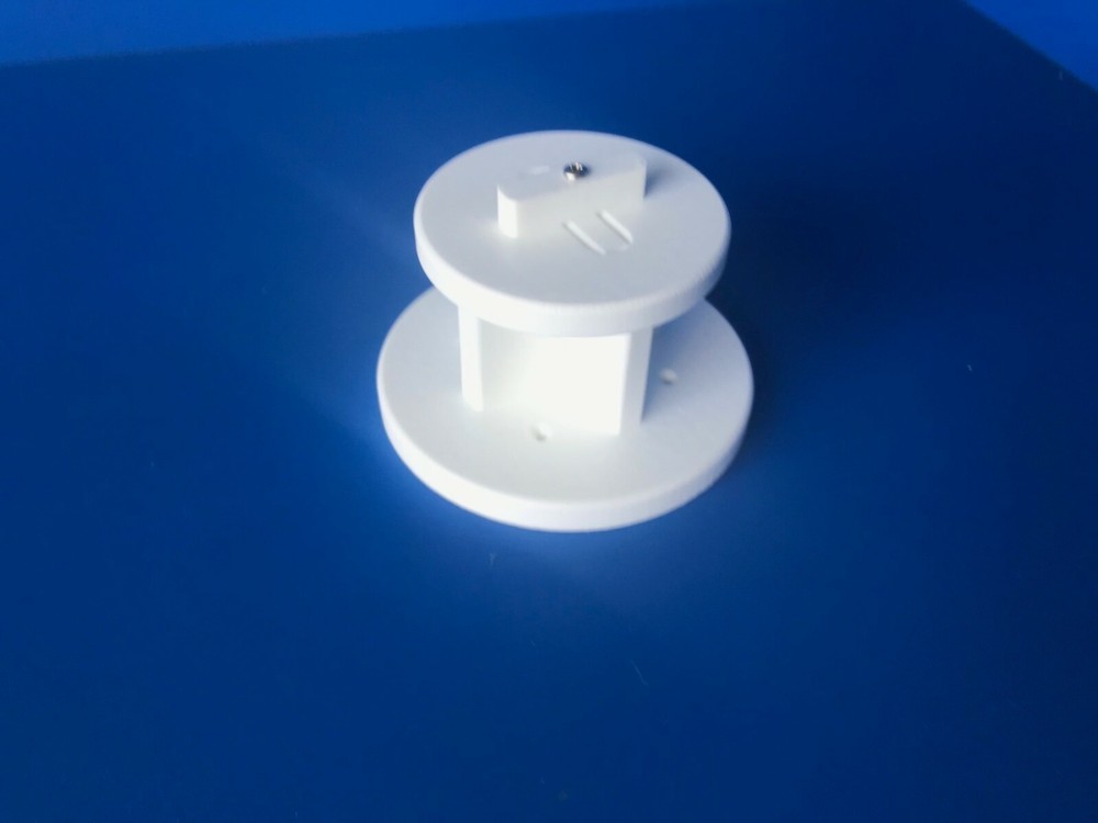 Single Starboard Spool Leader Holder