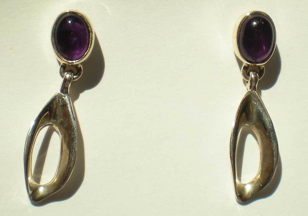 Amethyst Earrings - Sterling Silver j350