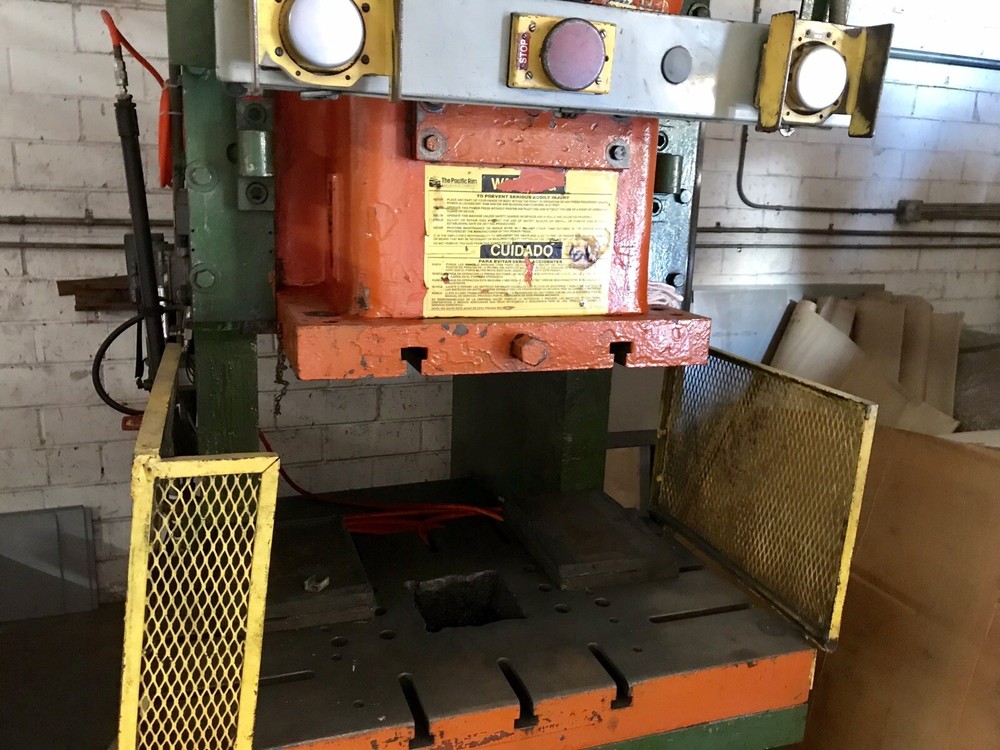 Wasino type 100 ton press