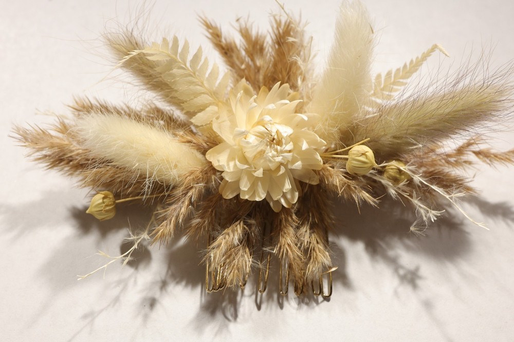 Dried Flower Hair Comb