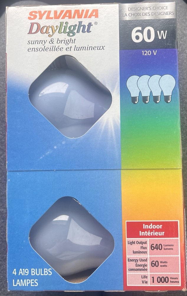 60 watt SYLVANIA Light Bulbs A19 4 Pack - New